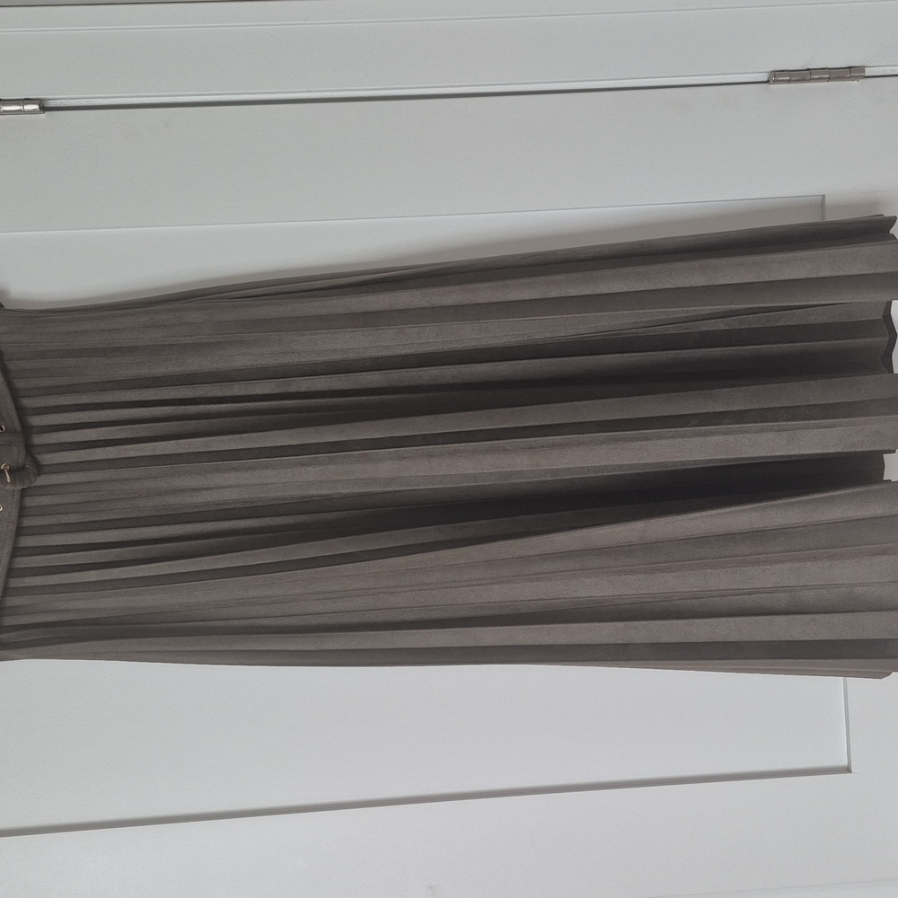 Zara Pleated Midi Skirt with Belt
